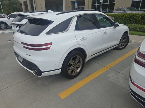 Used 2023 Genesis GV70 3.5T Sport w/ Sport Advanced Package AWD/4WD image 3