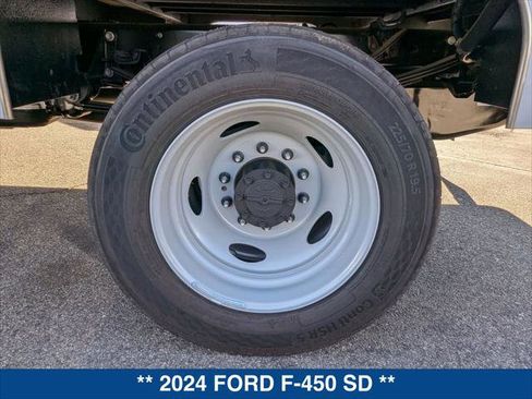 New 2024 Ford F450 XL w/ XL Chrome Package image 9