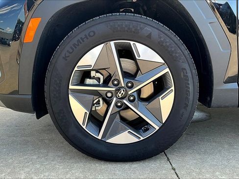 Used 2025 Hyundai Tucson SEL image 11