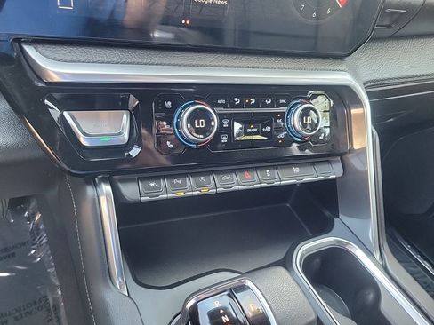 Certified 2022 GMC Sierra 1500 Denali image 22