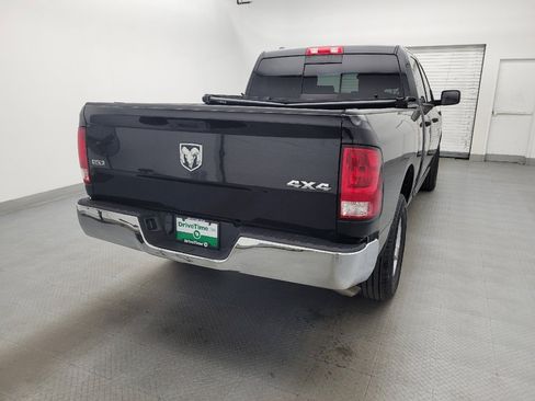 Used 2019 RAM 1500 Classic SLT image 7