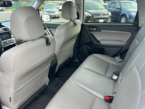 Used 2016 Subaru Forester 2.5i Touring w/ Eyesight & Navigation System AWD/4WD image 30