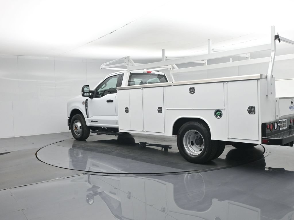 New 2025 Ford F350 XL w/ XL Chrome Package RWD image 6