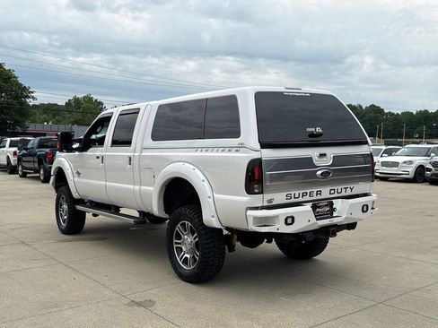 Used 2016 Ford F250 Platinum w/ FX4 Off-Road Package AWD/4WD image 4