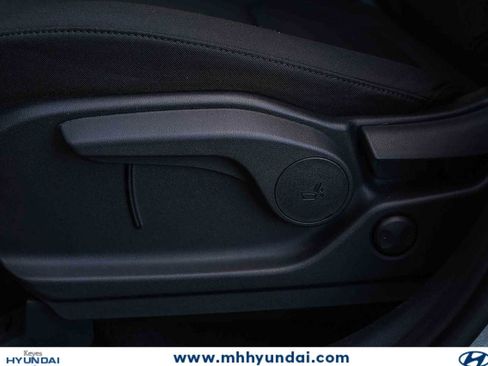 New 2026 Hyundai Santa Fe SE FWD image 22