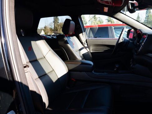 Used 2025 Dodge Durango GT image 33