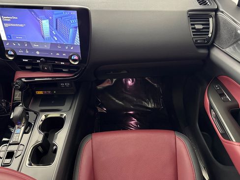 Used 2022 Lexus NX 350 AWD image 32