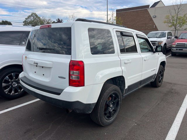 Used 2014 Jeep Patriot Latitude FWD image 5