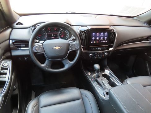 Certified 2023 Chevrolet Traverse LT AWD/4WD image 4