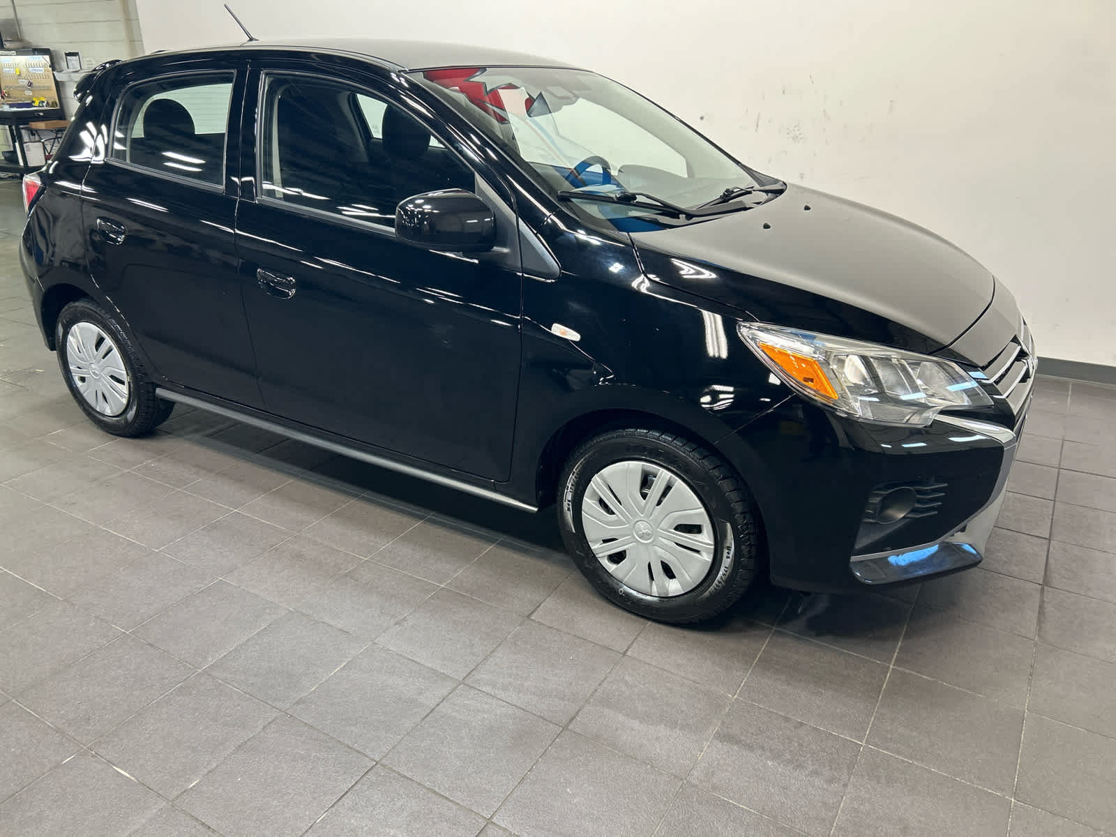 Used 2024 Mitsubishi Mirage ES FWD image 2