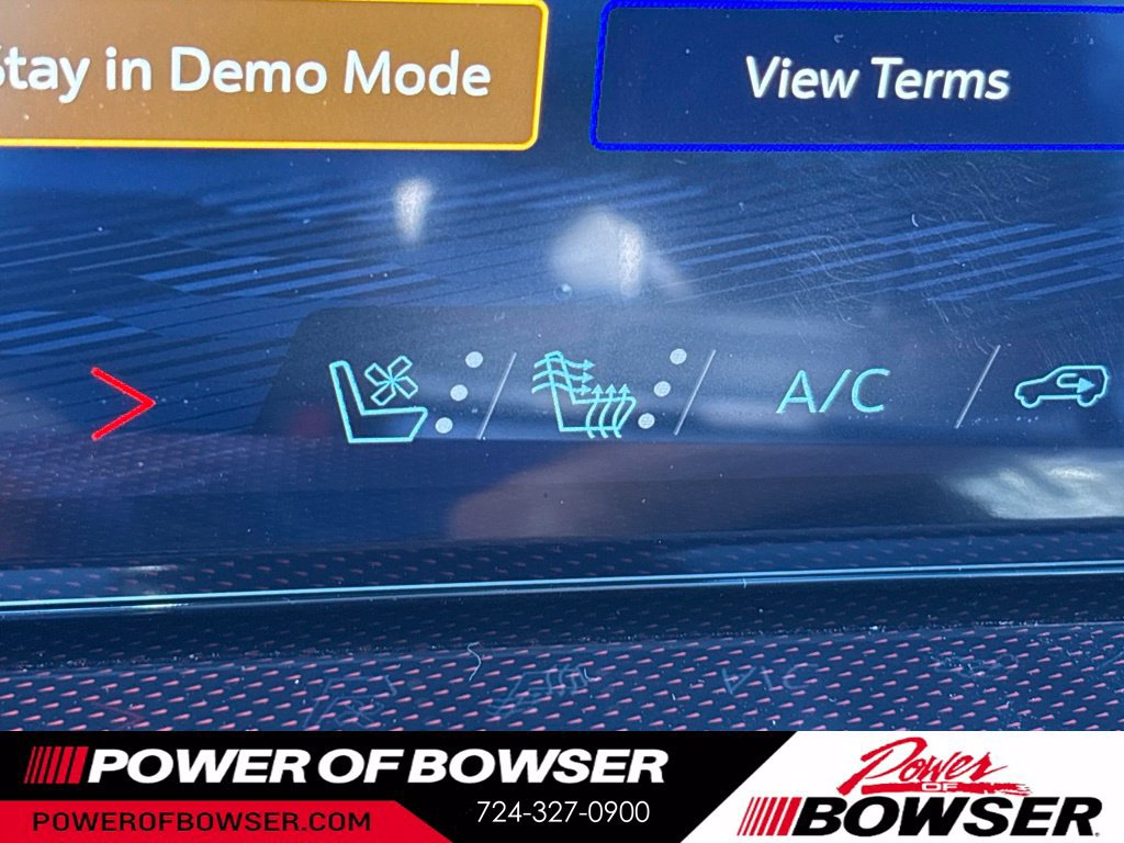 New 2027 Chevrolet Traverse RS w/ LPO, Floor Liner Package AWD/4WD image 8