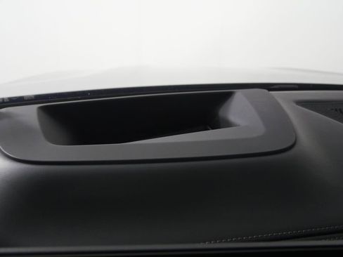 Certified 2024 BMW X7 M60i w/ Executive Package image 24