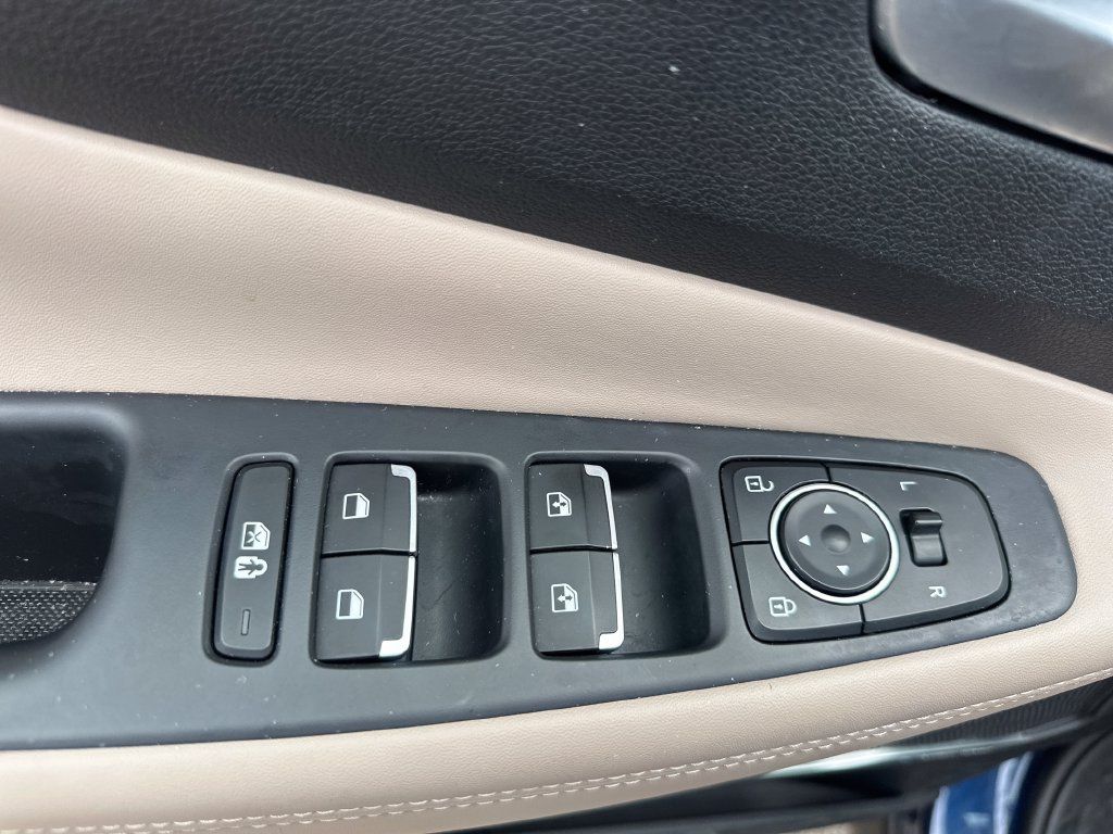 Used 2023 Hyundai Santa Fe SEL w/ Premium Package AWD/4WD image 46