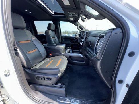 Used 2021 GMC Sierra 2500 AT4 w/ AT4 Premium Plus Package AWD/4WD image 29