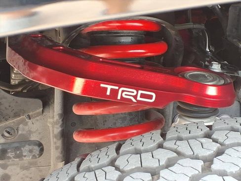 Used 2024 Toyota Tacoma TRD Pro image 11