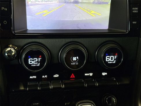 Used 2014 Jaguar F-TYPE Convertible RWD image 16