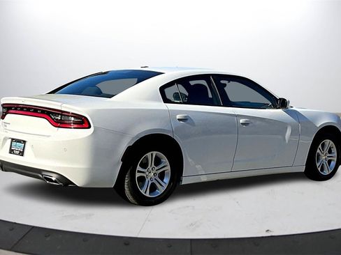 Certified 2022 Dodge Charger SXT image 8