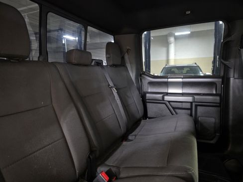 Used 2018 Ford F150 XLT image 11