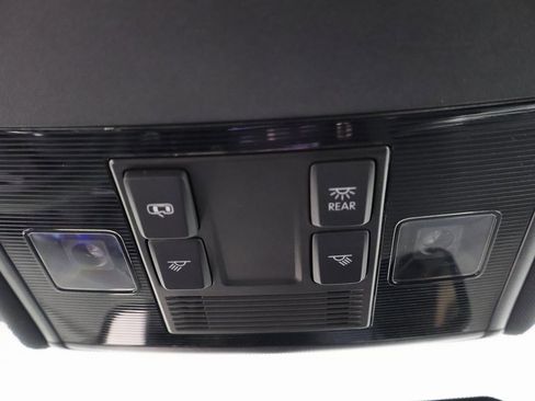 Used 2017 Volkswagen GTI Sport image 7