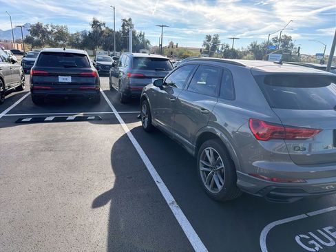 Used 2021 Audi Q3 2.0T Premium Plus image 5