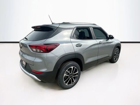 New 2026 Chevrolet TrailBlazer LT FWD image 6