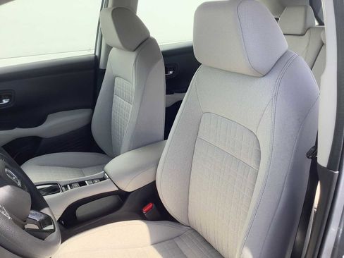 Certified 2023 Honda HR-V LX image 11