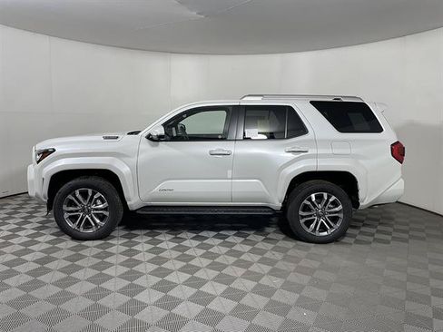 New 2026 Toyota 4Runner Limited w/ Tow Technology Package AWD/4WD image 4