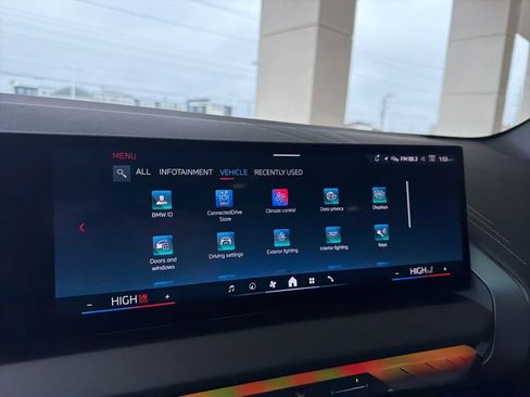 Used 2025 BMW X3 M50 w/ Premium Package image 32