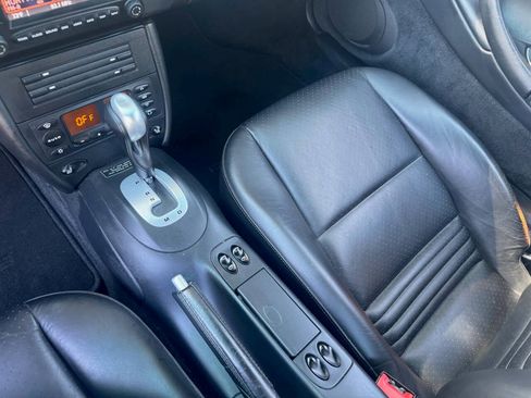 Used 2003 Porsche 911 Carrera 4S image 19