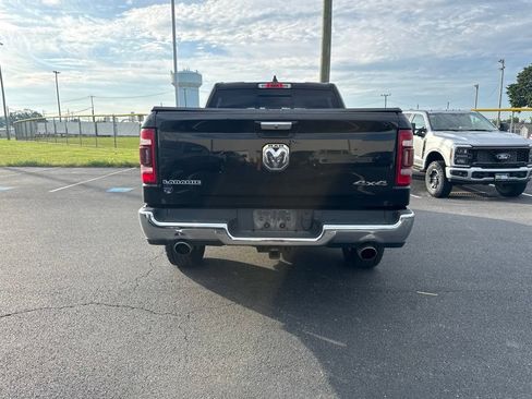 Used 2019 RAM 1500 Laramie AWD/4WD image 3