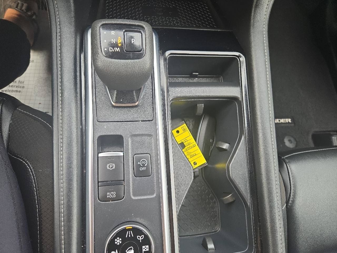 Used 2023 Nissan Pathfinder SL AWD/4WD image 23
