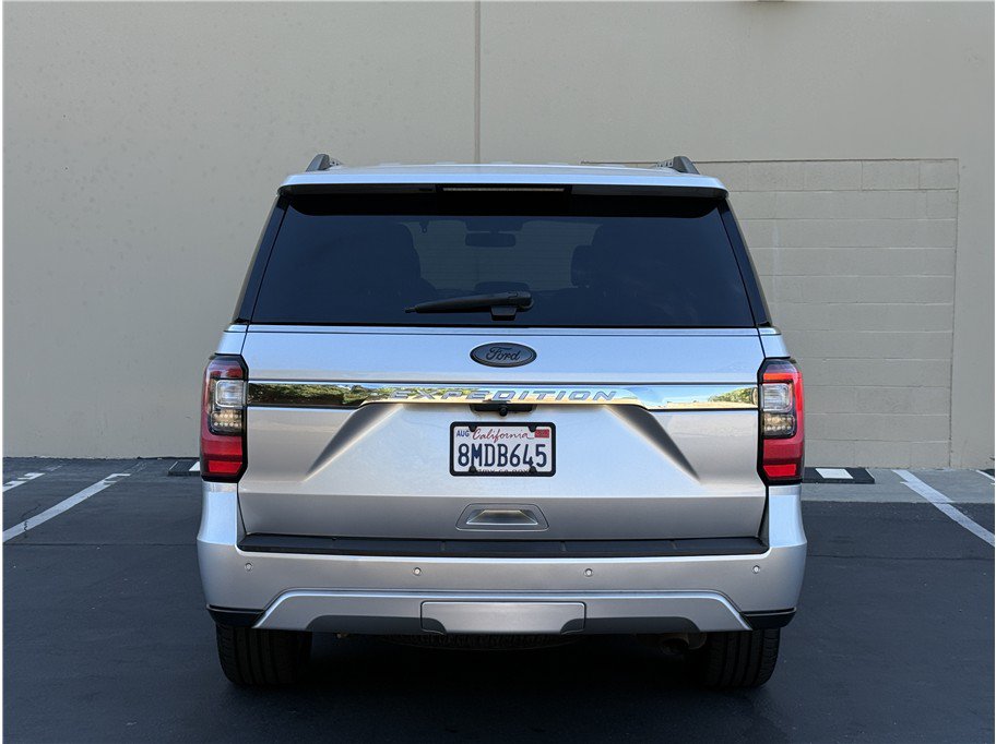 Used 2019 Ford Expedition Limited AWD/4WD image 5