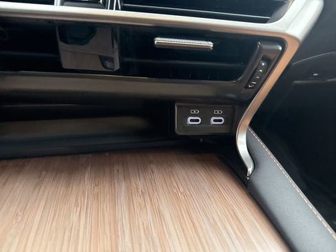 Used 2025 Lexus RX 350 Premium image 23