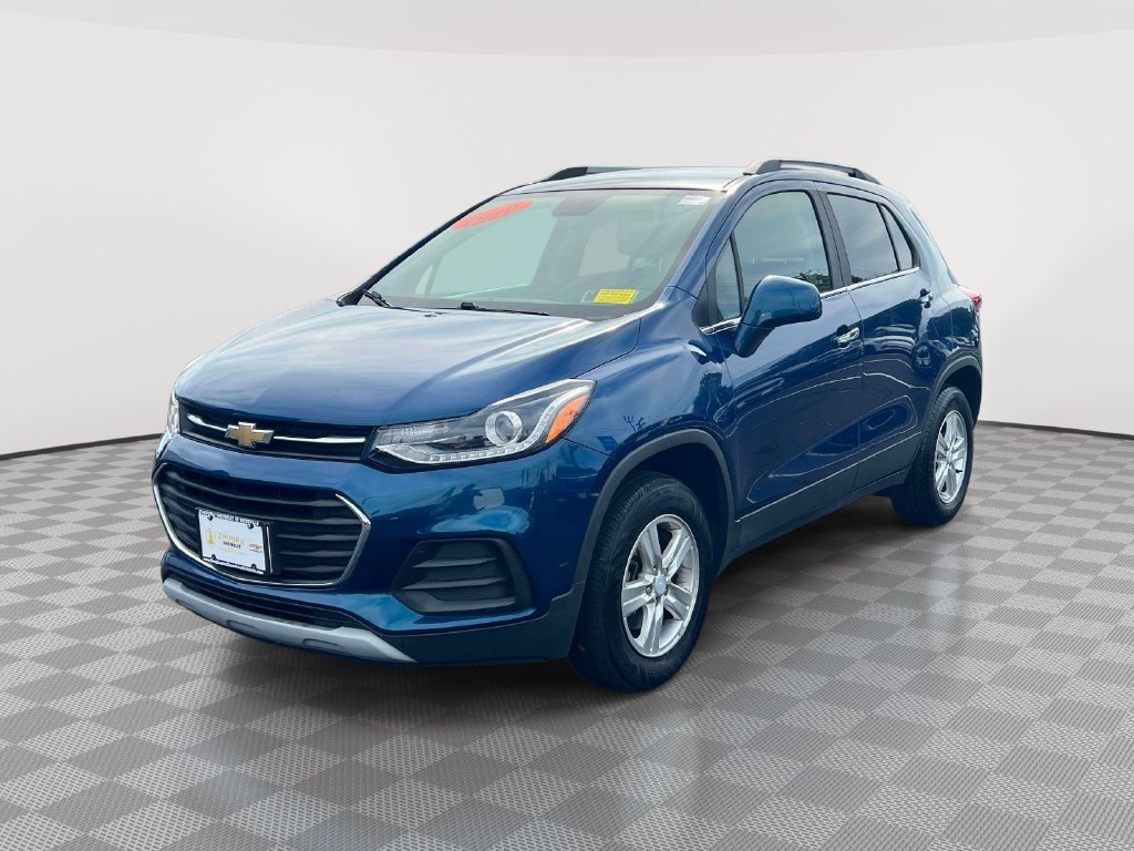 Used 2019 Chevrolet Trax LT w/ LT Convenience Package AWD/4WD image 3