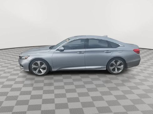 Certified 2019 Honda Accord Touring image 5