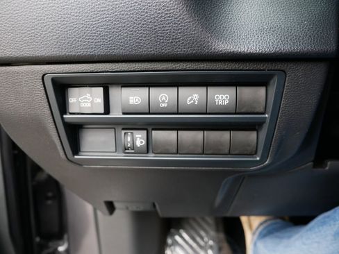 Used 2025 Toyota Tundra SR5 AWD/4WD image 28