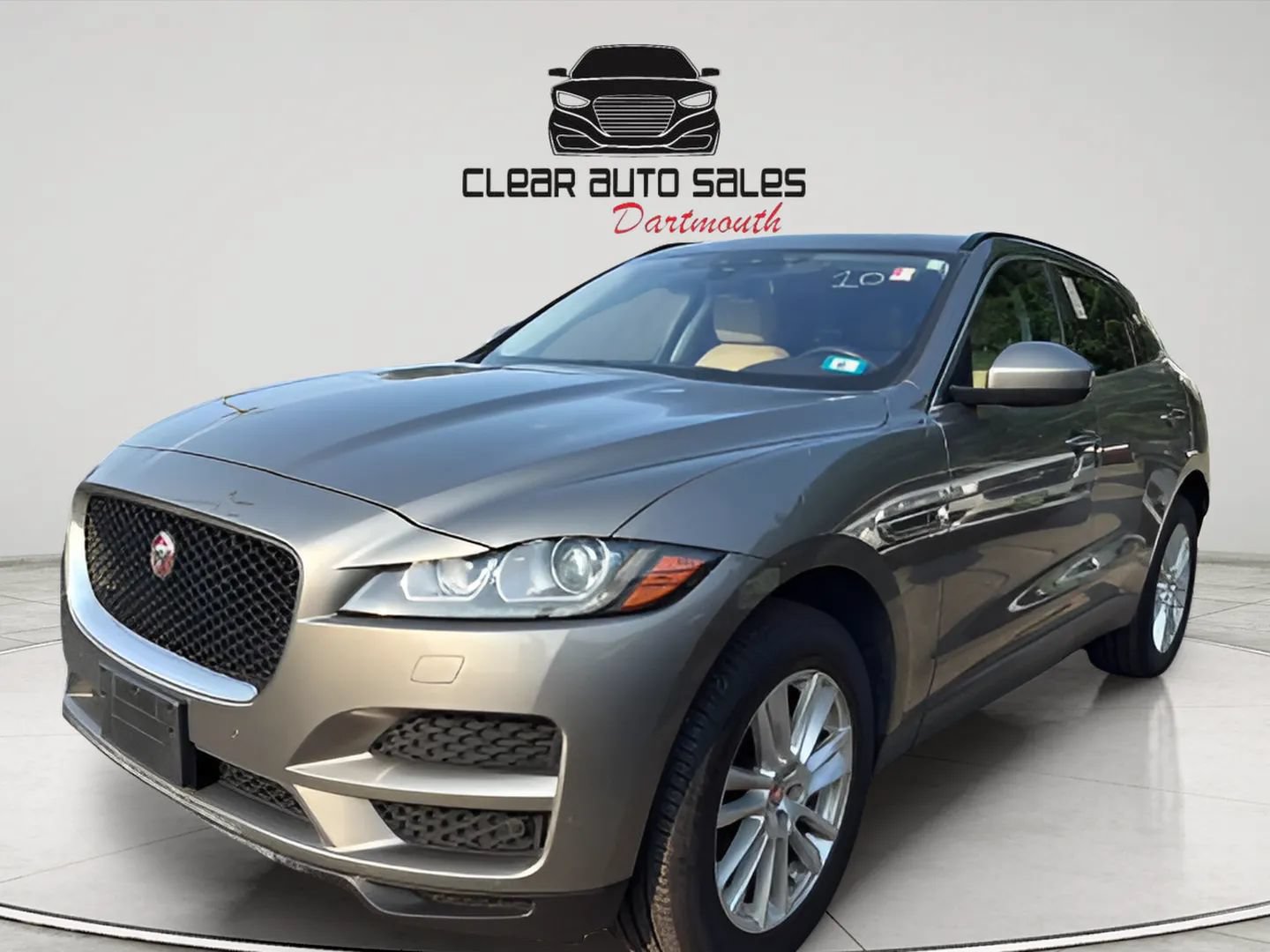 Used 2018 Jaguar F-PACE Prestige AWD/4WD image 3