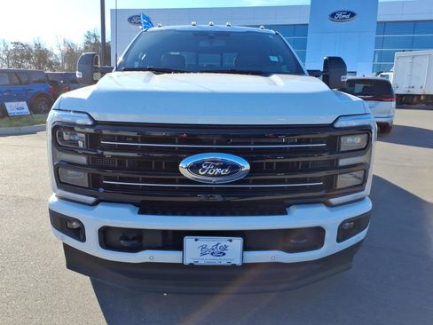 Certified 2025 Ford F350 Platinum image 8