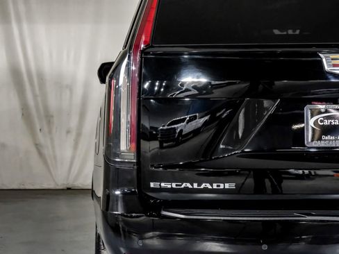 Used 2021 Cadillac Escalade ESV Sport w/ Driver Assist Tech Package image 42