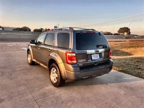 Used 2010 Ford Escape Limited image 5