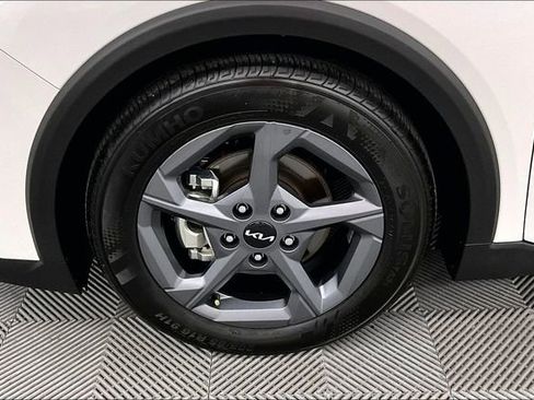 Used 2025 Kia K4 FWD image 10