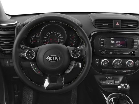 Used 2016 Kia Soul image 9