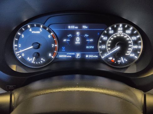 Used 2020 INFINITI QX50 Luxe w/ Navigation Package FWD image 23