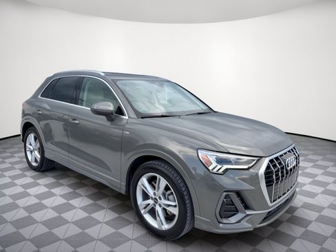 Certified 2024 Audi Q3 2.0T Premium AWD/4WD image 7