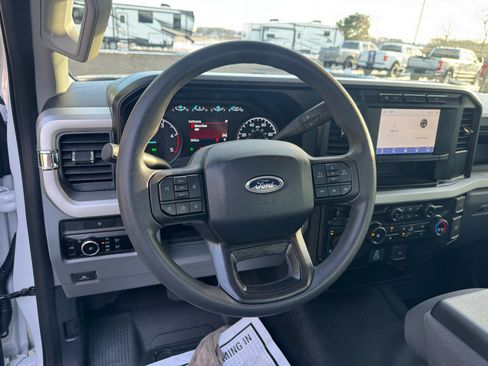 Used 2024 Ford F350 XL w/ 360-Degree Camera Package image 13