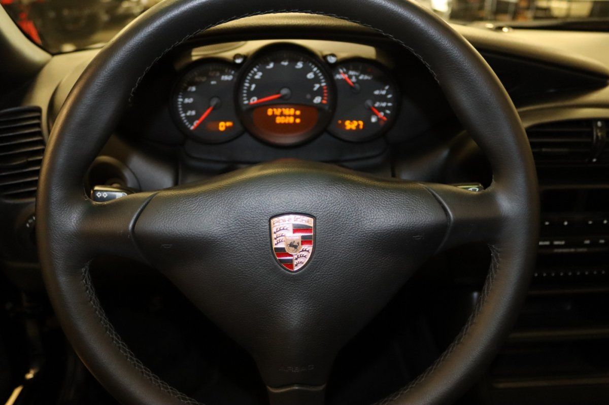 Used 2004 Porsche Boxster RWD image 30
