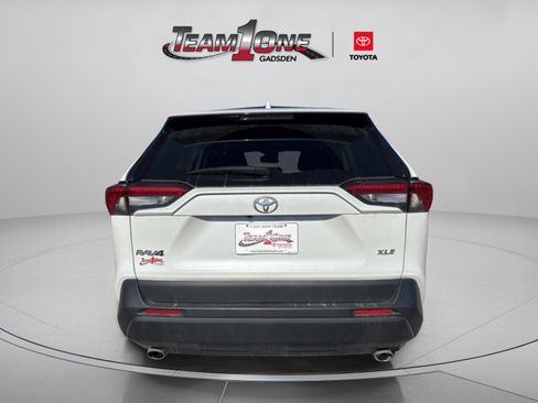 Used 2023 Toyota RAV4 XLE Premium image 6