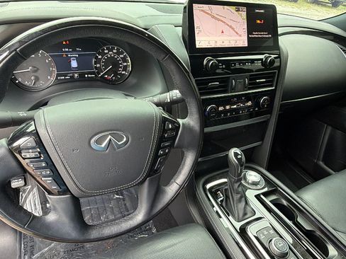 Used 2024 INFINITI QX80 Sensory AWD/4WD image 27