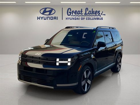 Used 2025 Hyundai Santa Fe Limited image 1
