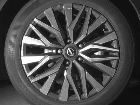 Used 2025 Nissan Altima 2.5 SV image 13